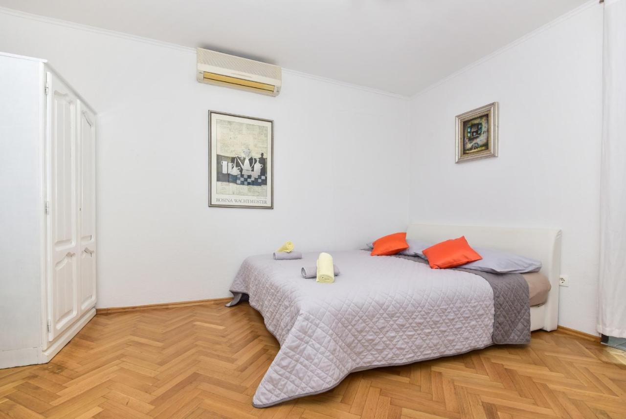 Apartments Mare Brela Exterior photo